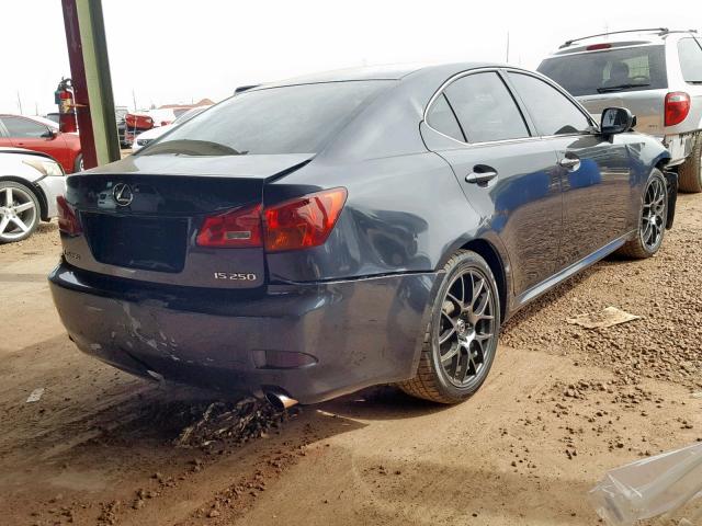 JTHBK262262018860 - 2006 LEXUS IS 250 GRAY photo 4