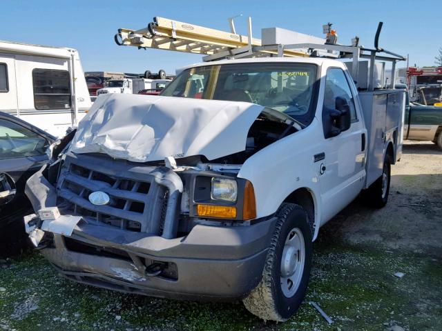 1FDSF30576EC12132 - 2006 FORD F350 SRW S WHITE photo 2