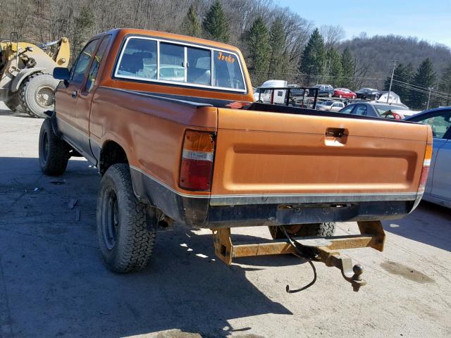 JT4VN13D7P5117101 - 1993 TOYOTA PICKUP 1/2 ORANGE photo 3