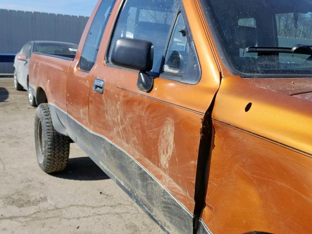 JT4VN13D7P5117101 - 1993 TOYOTA PICKUP 1/2 ORANGE photo 9