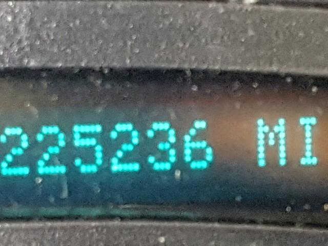 1GCEC19X76Z244803 - 2006 CHEVROLET SILVERADO WHITE photo 8