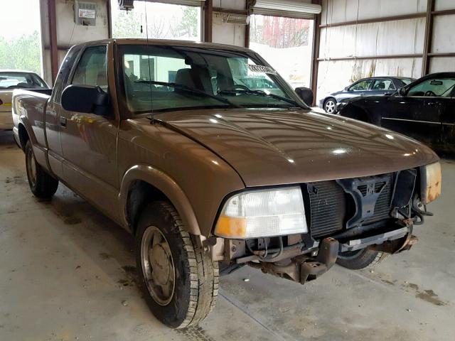 1GTCS19W028110944 - 2002 GMC SONOMA GOLD photo 1