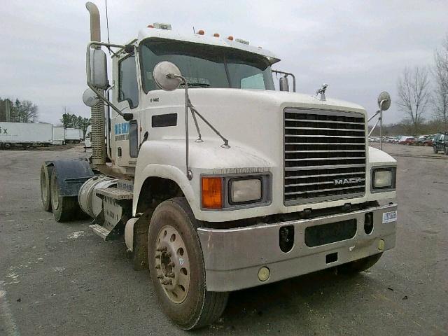 1M1AN07Y1EM016483 - 2014 MACK 600 CHU600 WHITE photo 1