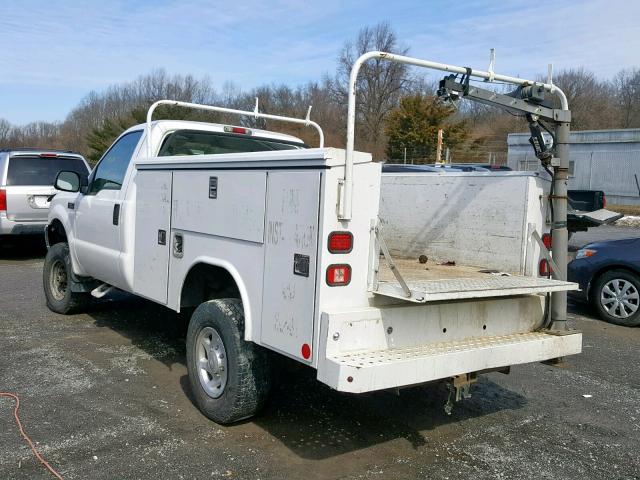 1FTSF31L83EA91012 - 2003 FORD F350 SRW S WHITE photo 3