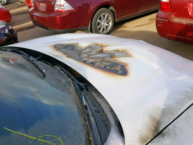 1G2WP12K1XF270781 - 1999 PONTIAC GRAND PRIX WHITE photo 9