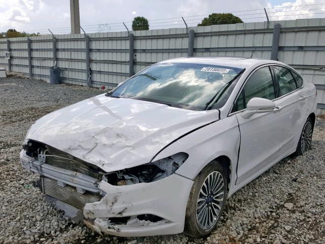 3FA6P0D90JR169652 - 2018 FORD FUSION TIT WHITE photo 2