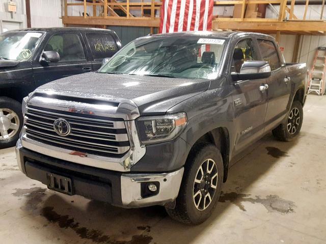 5TFHW5F17JX717485 - 2018 TOYOTA TUNDRA CRE BLACK photo 2