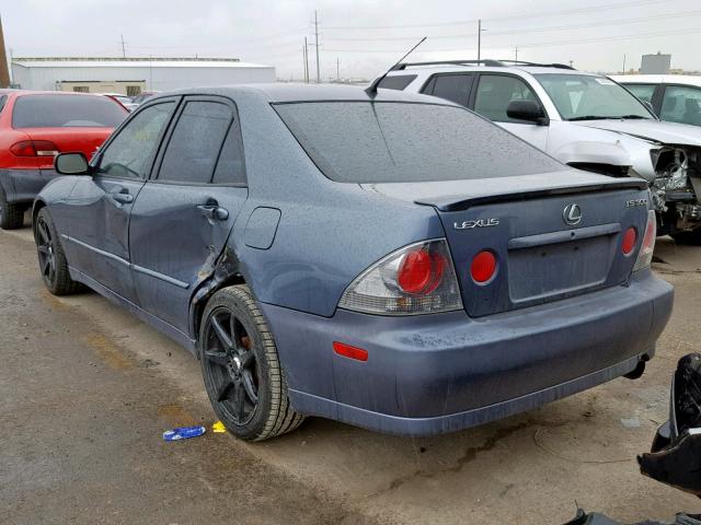 JTHBD192050096967 - 2005 LEXUS IS 300 BLUE photo 3