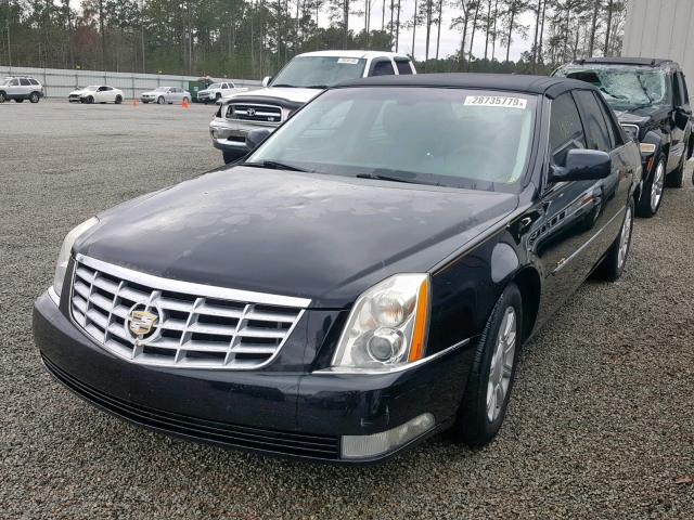 1G6KA5E68BU111233 - 2011 CADILLAC DTS BLACK photo 2