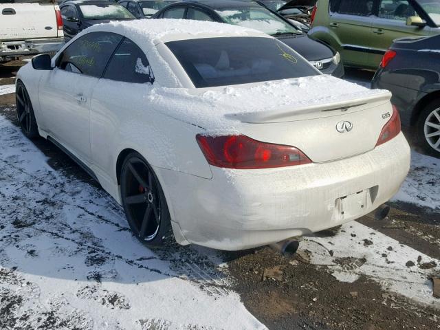 JNKCV66E39M720899 - 2009 INFINITI G37 BASE WHITE photo 3