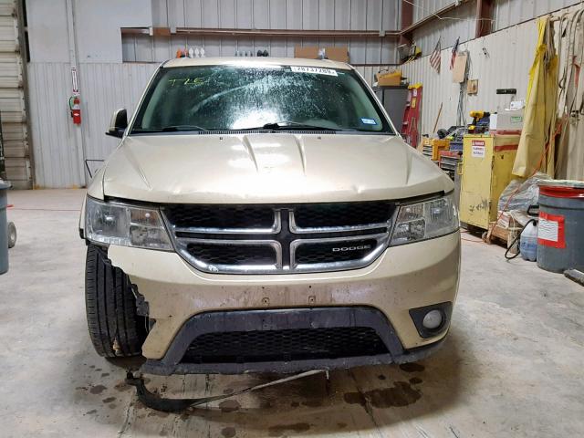 3D4PH1FG3BT565353 - 2011 DODGE JOURNEY MA GOLD photo 9