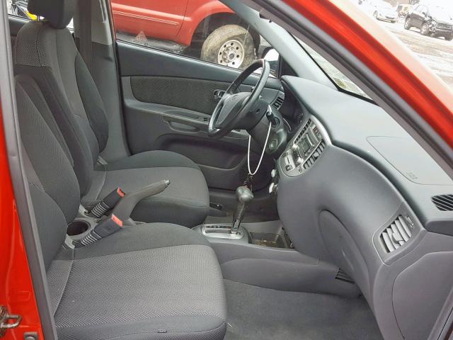 KNADE163666092485 - 2006 KIA RIO 5 RED photo 5