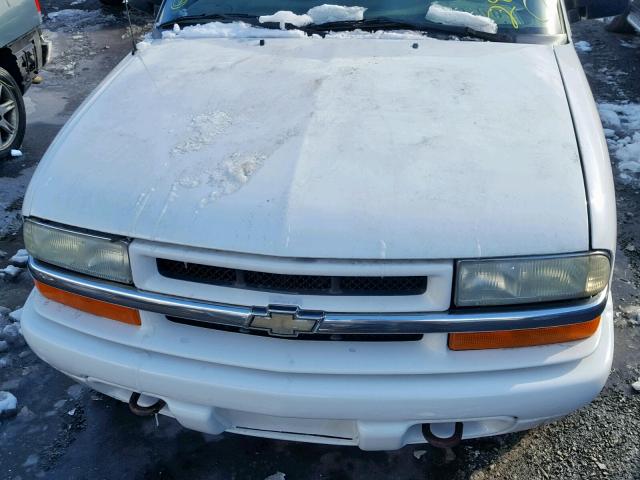 1GNDT13X44K140125 - 2004 CHEVROLET BLAZER WHITE photo 7