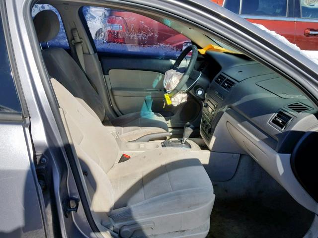 3FAHP06Z27R223791 - 2007 FORD FUSION S GRAY photo 5