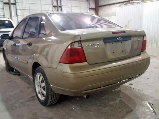 1FAFP34N05W214753 - 2005 FORD FOCUS ZX4 GOLD photo 3