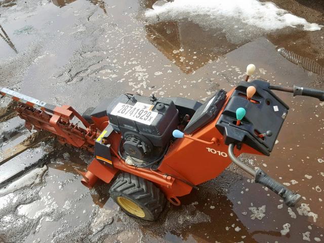 00000000000500456 - 1998 DITCH WITCH TRENCHER RED photo 3
