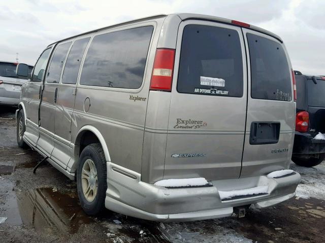 1GBFG15T331136186 - 2003 CHEVROLET EXPRESS G1 SILVER photo 3