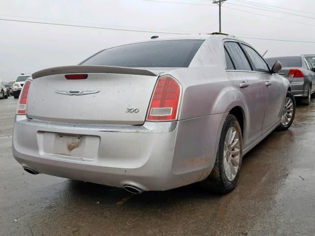 2C3CCAAG7CH104625 - 2012 CHRYSLER 300 SILVER photo 4