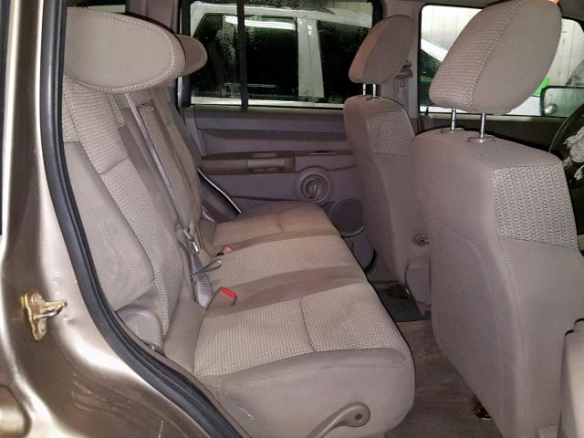 1J8HG48N56C274526 - 2006 JEEP COMMANDER GOLD photo 6