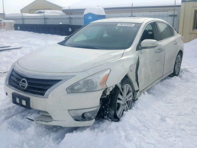 1N4BL3AP4DC200760 - 2013 NISSAN ALTIMA 3.5 WHITE photo 2