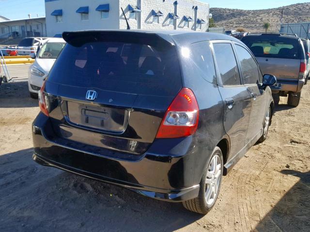 JHMGD38668S054561 - 2008 HONDA FIT SPORT BLACK photo 4