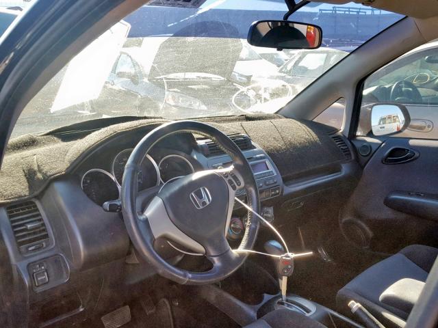 JHMGD38668S054561 - 2008 HONDA FIT SPORT BLACK photo 9