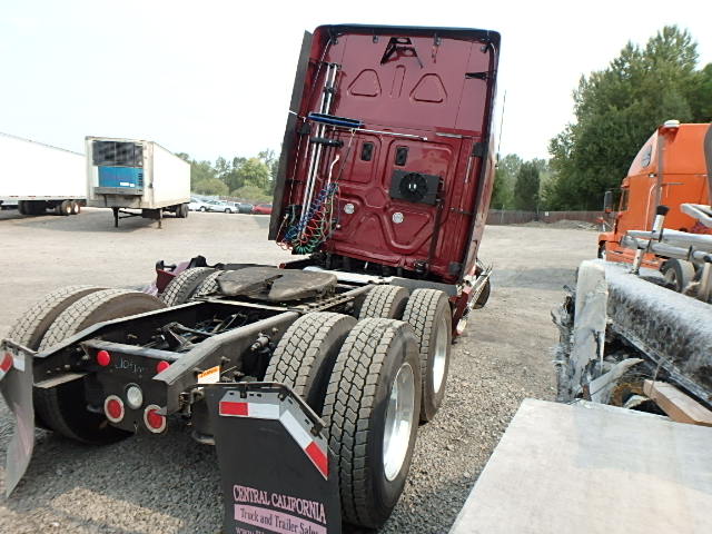 1FUJGLDR8BSBA3076 - 2011 FREIGHTLINER CASCADIA 1 BURGUNDY photo 4