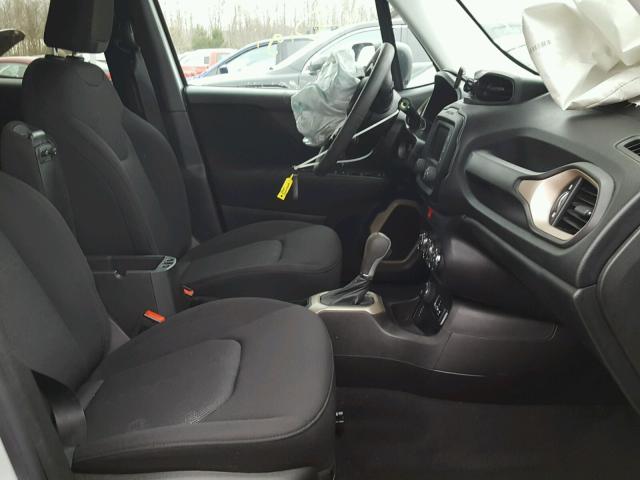 ZACCJBAB6HPG26096 - 2017 JEEP RENEGADE S 银色 照片 5