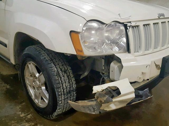 1J8GR48K77C520991 - 2007 JEEP GRAND CHER WHITE photo 9