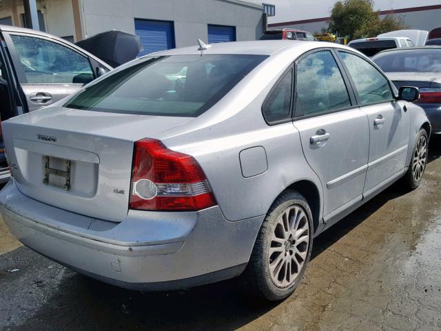 YV1MS390452080716 - 2005 VOLVO S40 2.4I SILVER photo 4