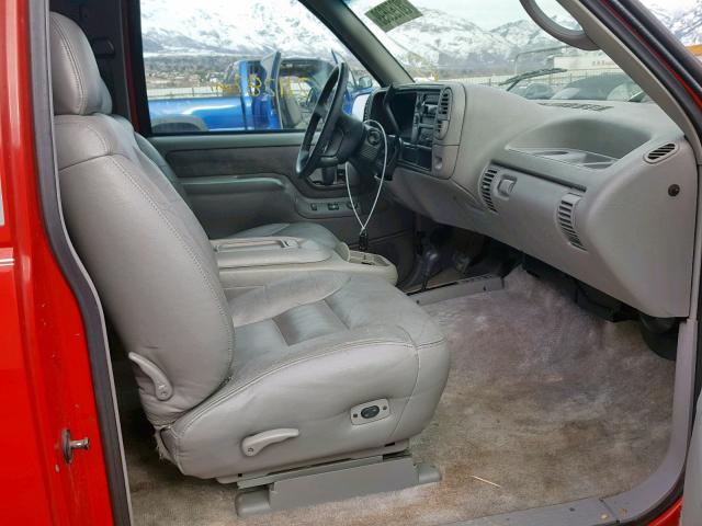 1GKEK18K6SJ715250 - 1995 GMC YUKON RED photo 5