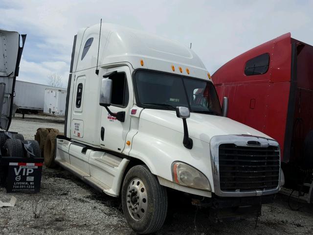 1FUJGLDR2CSBK1823 - 2012 FREIGHTLINER CASCADIA 1 WHITE photo 1