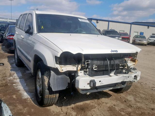 1J8GR48K67C637820 - 2007 JEEP GRAND CHER WHITE photo 1