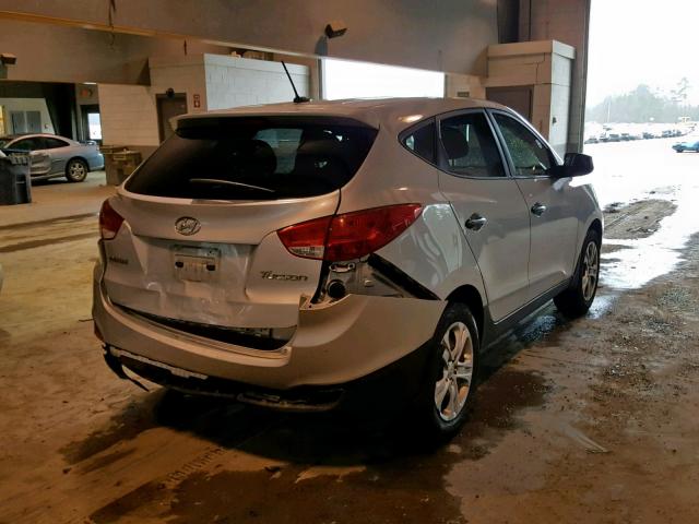 KM8JT3AB1CU506880 - 2012 HYUNDAI TUCSON GL SILVER photo 4