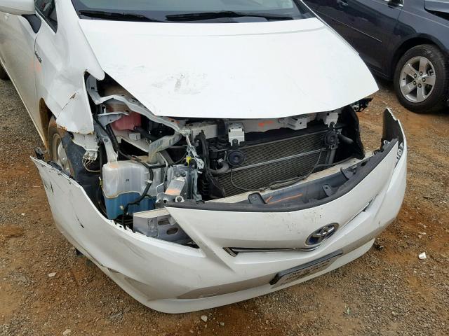 JTDZN3EU2C3050102 - 2012 TOYOTA PRIUS V WHITE photo 9