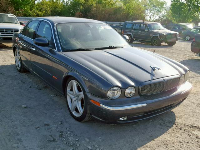 SAJWA73B64TG27050 - 2004 JAGUAR XJR S GRAY photo 1