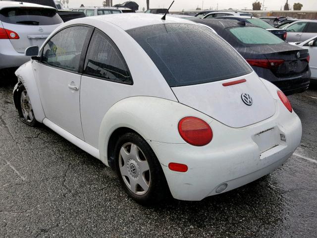 3VWCC21C2YM439683 - 2000 VOLKSWAGEN NEW BEETLE თეთრი ფოტო 3
