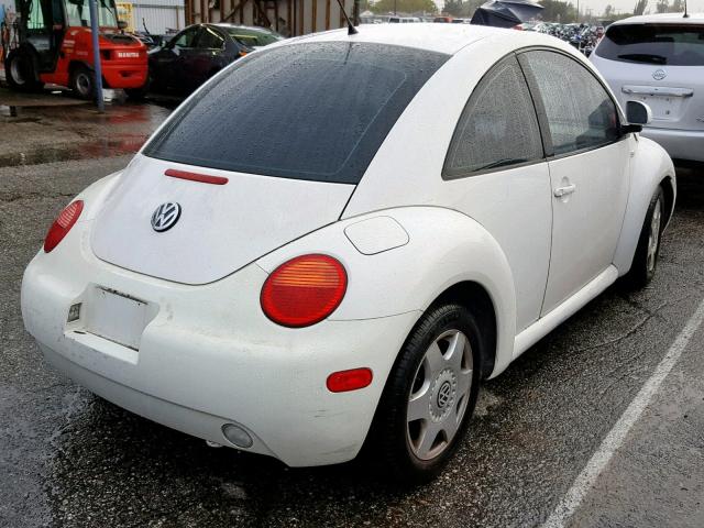 3VWCC21C2YM439683 - 2000 VOLKSWAGEN NEW BEETLE თეთრი ფოტო 4