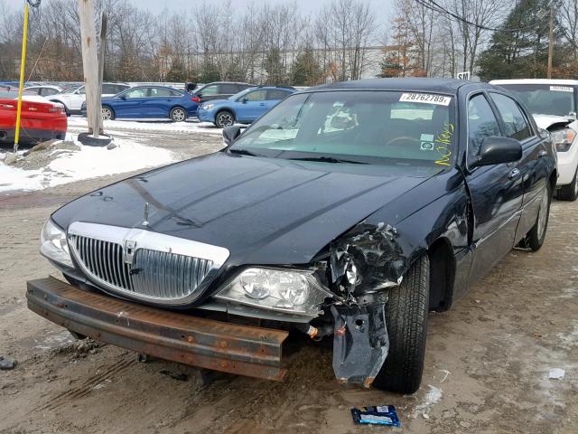 2LNHM82W98X637081 - 2008 LINCOLN TOWN CAR S BLACK photo 2