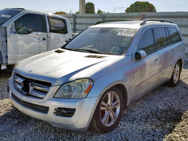 4JGBF71E47A134522 - 2007 MERCEDES-BENZ GL 450 4MA SILVER photo 2