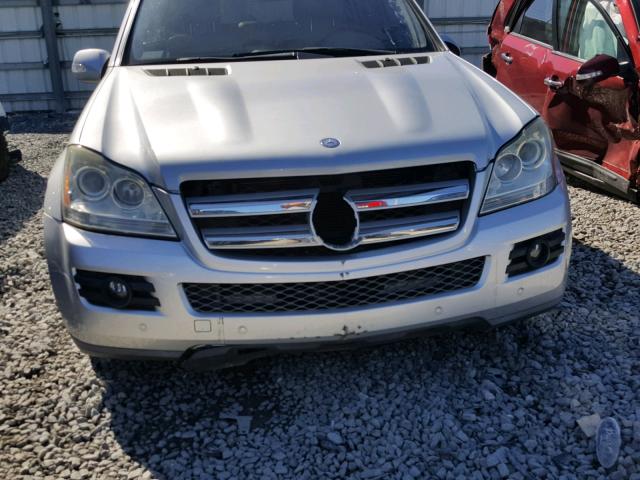 4JGBF71E47A134522 - 2007 MERCEDES-BENZ GL 450 4MA SILVER photo 9