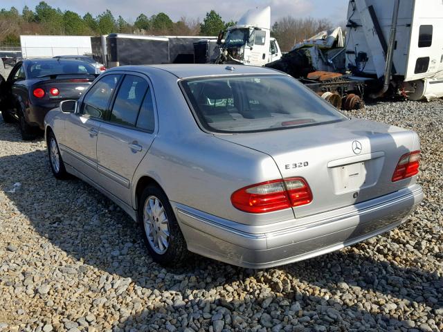 WDBJF65J61B384989 - 2001 MERCEDES-BENZ E 320 GRAY photo 3