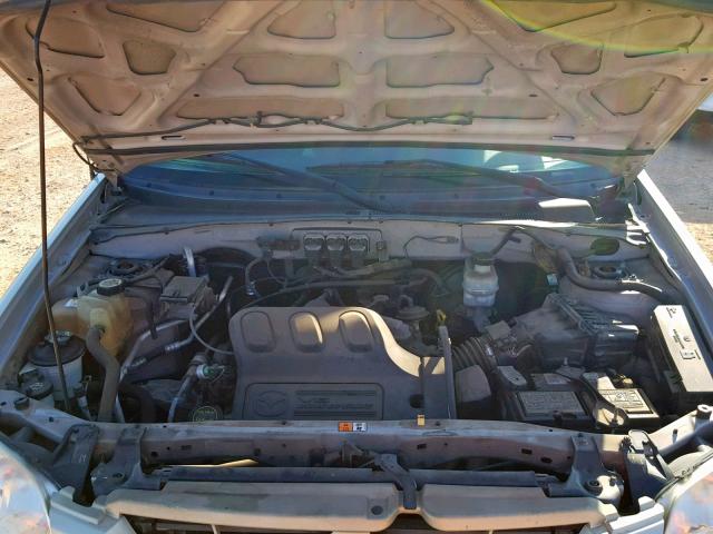 4F2CZ94115KM39181 - 2005 MAZDA TRIBUTE S GOLD photo 7