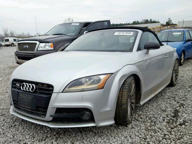 TRUS1AFK7F1000994 - 2015 AUDI TTS SILVER photo 2