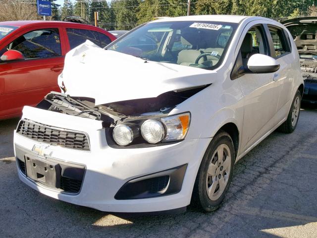 1G1JA6SG1D4159051 - 2013 CHEVROLET SONIC LS 白色 照片 2