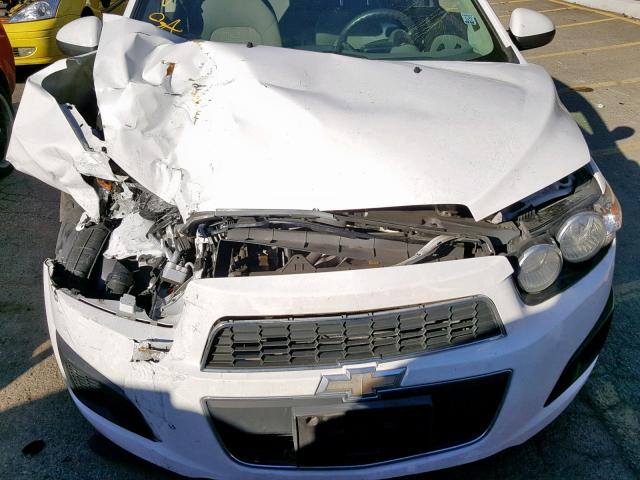1G1JA6SG1D4159051 - 2013 CHEVROLET SONIC LS 白色 照片 7