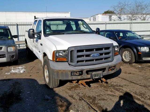 1FTWW31P55ED17577 - 2005 FORD F350 SRW S WHITE photo 1