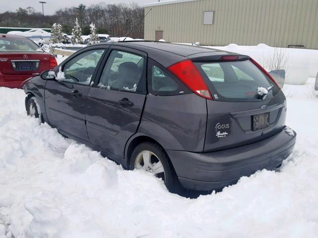 3FAHP37313R110680 - 2003 FORD FOCUS ZX5 GRAY photo 3