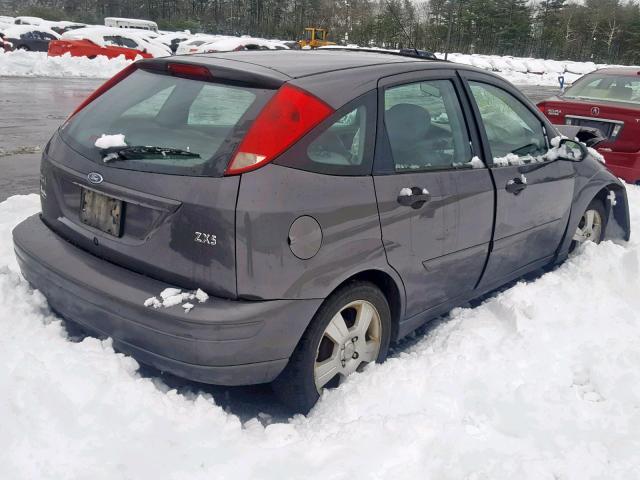 3FAHP37313R110680 - 2003 FORD FOCUS ZX5 GRAY photo 4