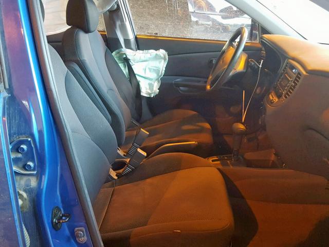 KNADE123266022309 - 2006 KIA RIO BLUE photo 5